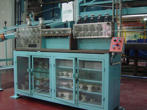 矯直機(jī)